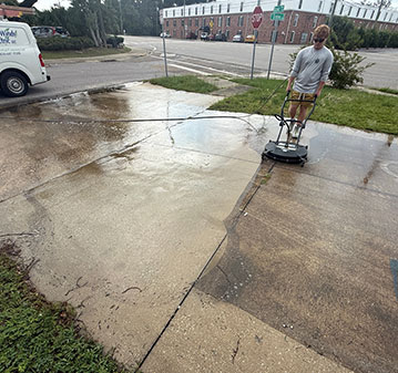 Driveway Cleaning & Sealing in Gulf Breeze
