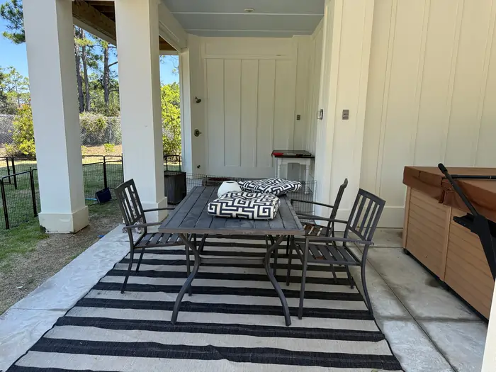 covered-patio-clean-gulf-breeze