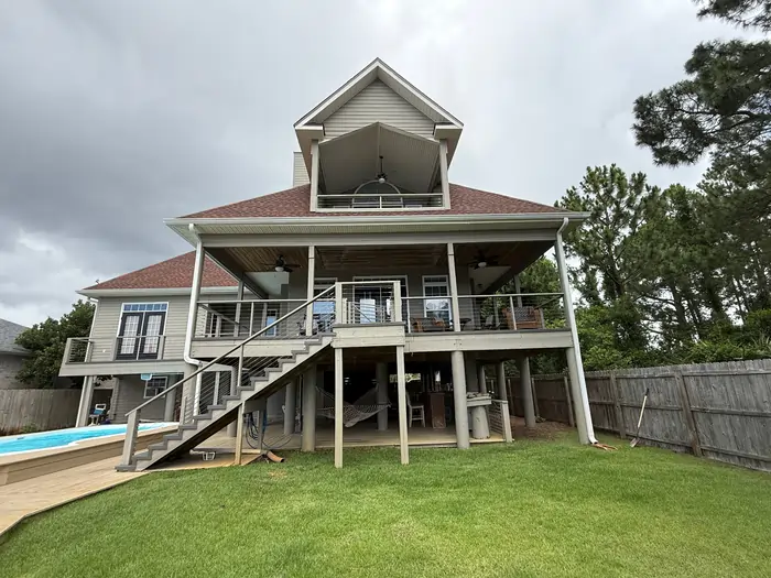 house-wash-gulf-breeze-elevated-pool