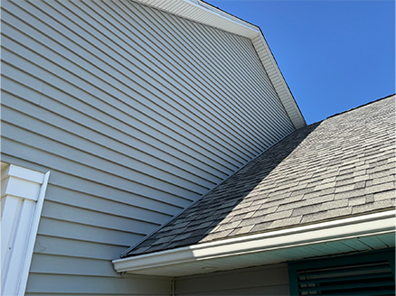 House Washing Gulf Breeze siding after cleaning